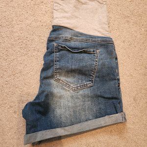 Maternity Clothes Lot -Sold